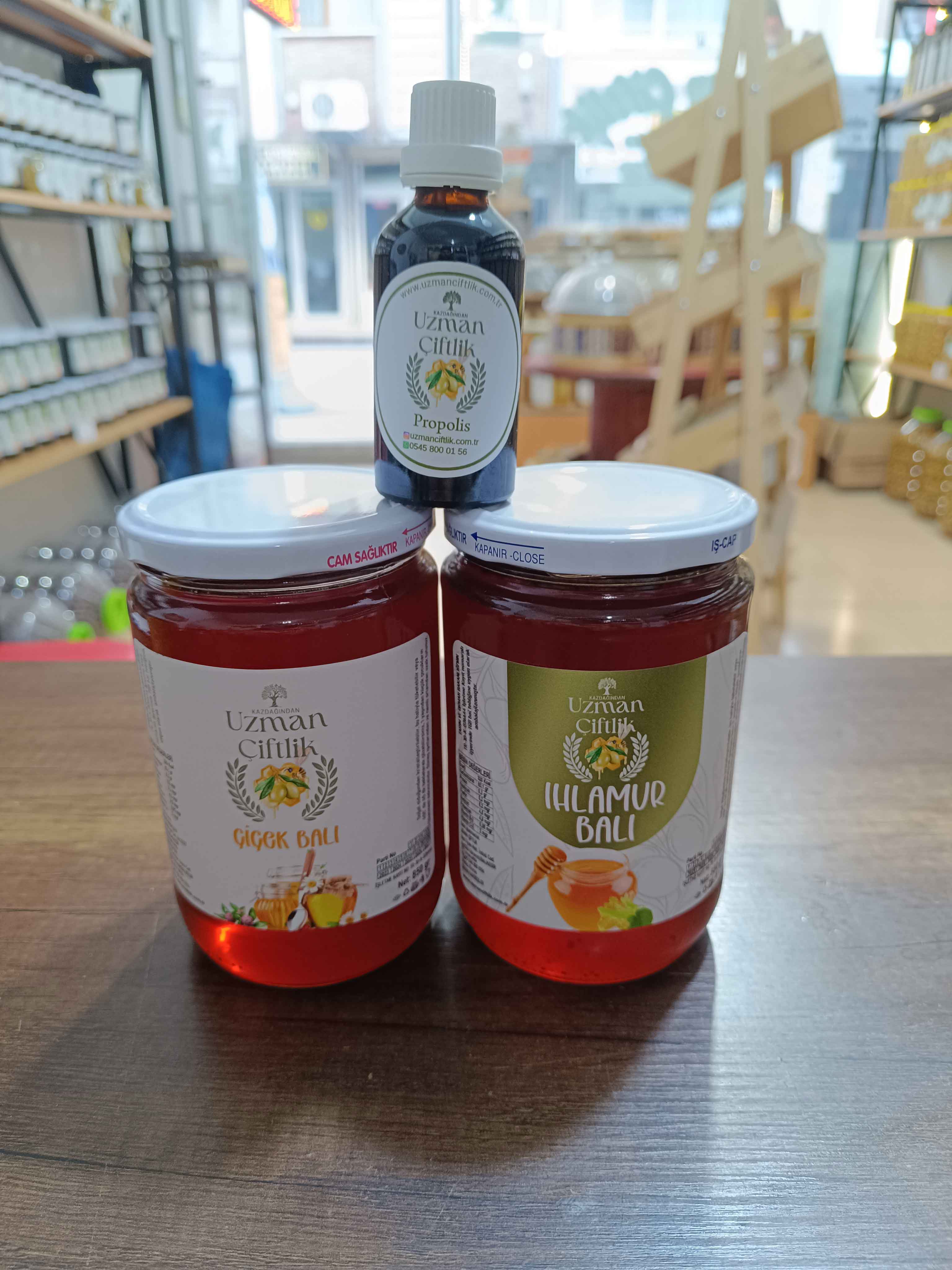 &Ccedil;i&ccedil;ek Balı (850 gr) - Ihlamur Balı (850 gr) - Propolis (30 ml)